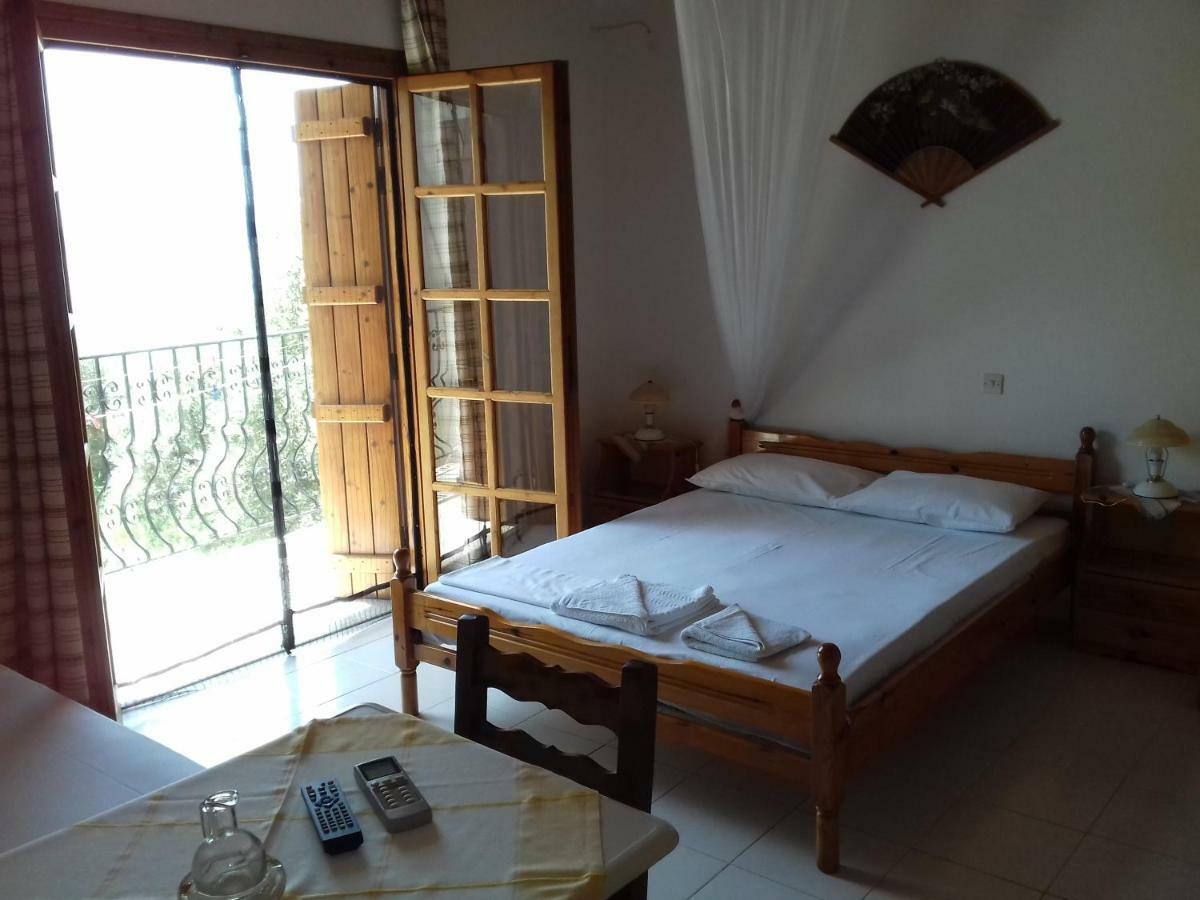 Koutadelias Rooms Kálamos 外观 照片