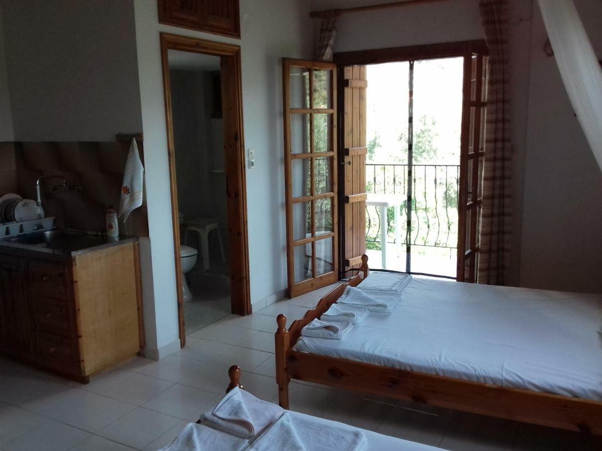 Koutadelias Rooms Kálamos 外观 照片