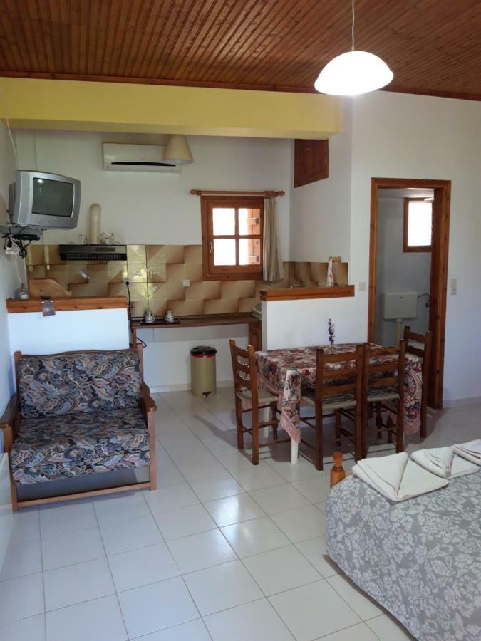 Koutadelias Rooms Kálamos 外观 照片