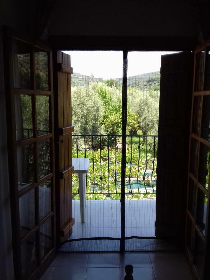 Koutadelias Rooms Kálamos 外观 照片