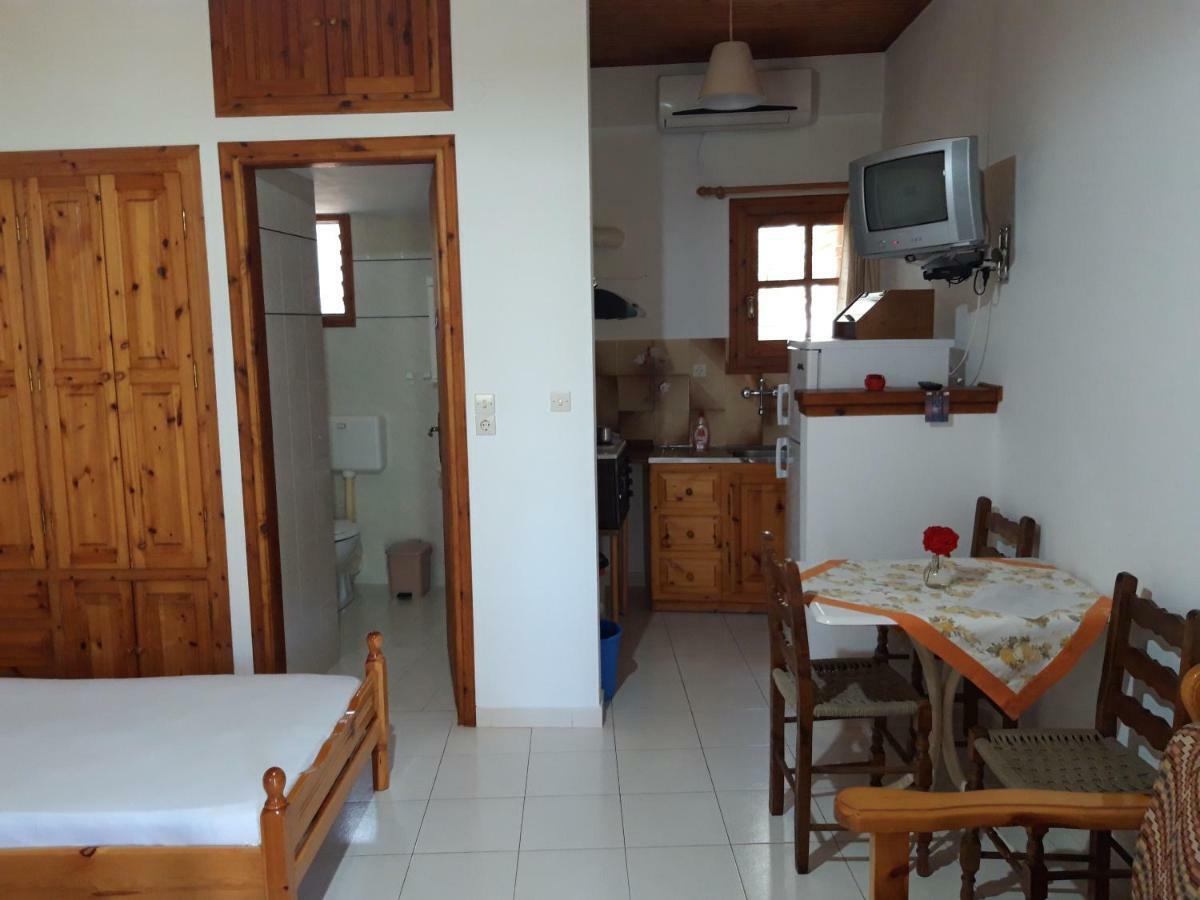 Koutadelias Rooms Kálamos 外观 照片
